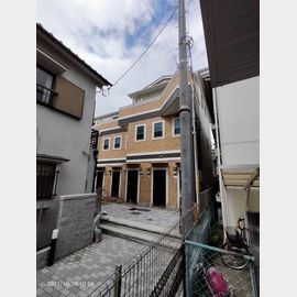 高井田中央駅より徒歩12分 1階 築4年3ヶ月の賃貸物件