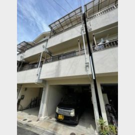 瓢箪山駅より徒歩8分 築33年 3階建の賃貸物件