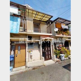 四条畷駅より徒歩11分 築60年 2階建の賃貸物件