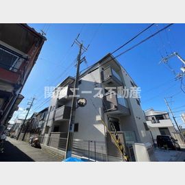 瓢箪山駅より徒歩10分 2階 築2年の賃貸物件