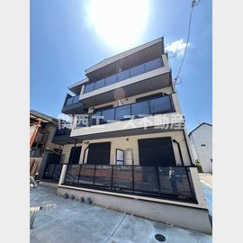 若江岩田駅より徒歩5分 築1年8ヶ月 3階建の賃貸物件