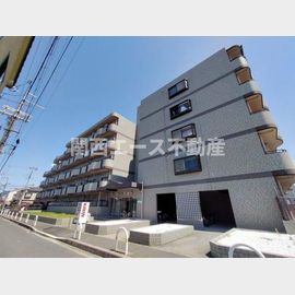 八尾駅より徒歩8分 築31年7ヶ月 5階建の賃貸物件