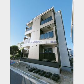 荒本駅より徒歩8分 1階 築5年の賃貸物件