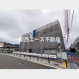 野崎駅より徒歩1分 1階 新築の賃貸物件