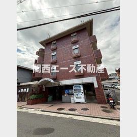 新石切駅より徒歩10分 築35年4ヶ月 4階建の賃貸物件