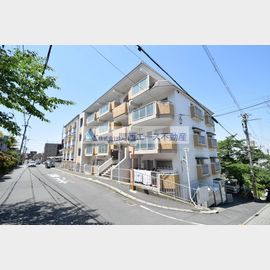 石切駅より徒歩5分 3階 築40年8ヶ月の賃貸物件