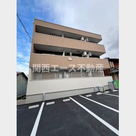 高安駅より徒歩12分 新築 3階建の賃貸物件