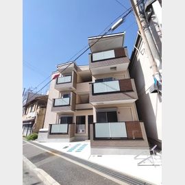 弥刀駅より徒歩7分 築2年10ヶ月 3階建の賃貸物件