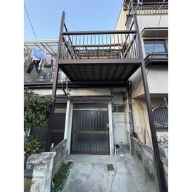 野崎駅より徒歩9分 築55年6ヶ月 2階建の賃貸物件