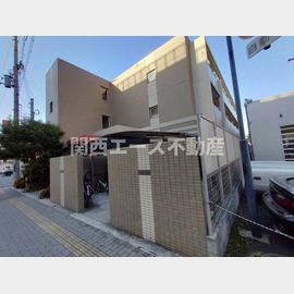 YsLucao 2階 築11年1ヶ月の賃貸物件