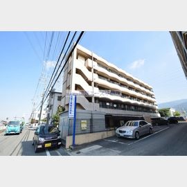 瓢箪山駅より徒歩20分 3階 築25年1ヶ月の賃貸物件