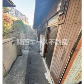 河内国分駅より徒歩9分 築51年2ヶ月の賃貸物件