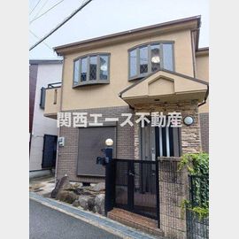 石切駅より徒歩3分 築25年 2階建の賃貸物件