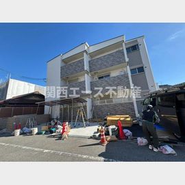 鴻池新田駅より徒歩13分 新築 3階建の賃貸物件