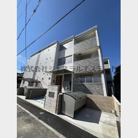 郡津駅より徒歩10分 築1年4ヶ月 3階建の賃貸物件