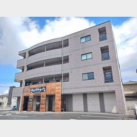 カサ・ヴィアーレ 3階 築26年2ヶ月の賃貸物件