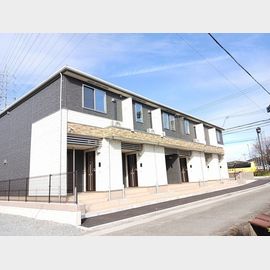 亀山駅より徒歩18分 築1年1ヶ月 2階建の賃貸物件