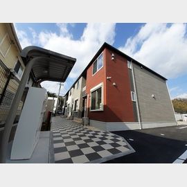 宝殿駅より徒歩21分 築2年11ヶ月 2階建の賃貸物件