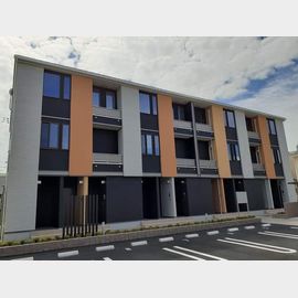 瑠璃玻璃ハウス 3階 築4年3ヶ月の賃貸物件