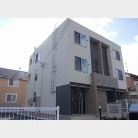 アーバンヒルズ 3階 築10年11ヶ月の賃貸物件