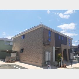 大久保駅よりバス15分 築5年11ヶ月 2階建の賃貸物件