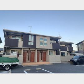 加古川駅より徒歩25分 築10年5ヶ月 2階建の賃貸物件