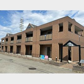 飾磨駅より徒歩15分 1階 築18年の賃貸物件