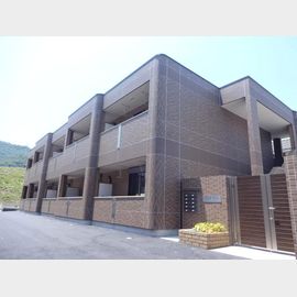 播磨高岡駅より徒歩4分 1階 築7年9ヶ月の賃貸物件