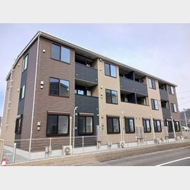 御着駅より徒歩27分 築1年1ヶ月 3階建の賃貸物件