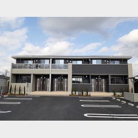 宝殿駅よりバス10分 築3年4ヶ月 2階建の賃貸物件