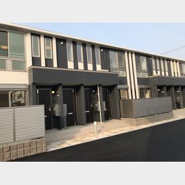 亀山駅より徒歩12分 1階 築5年6ヶ月の賃貸物件