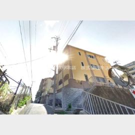 甲南山手駅より徒歩4分 築21年4ヶ月 3階建の賃貸物件