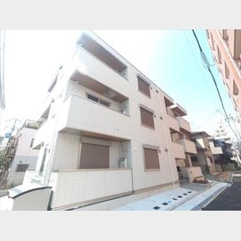 新在家駅より徒歩7分 3階 築4年8ヶ月の賃貸物件