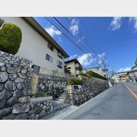 芦屋川駅より徒歩10分 4階 築37年9ヶ月の賃貸物件