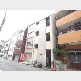 元町駅より徒歩4分 3階 築55年2ヶ月の賃貸物件