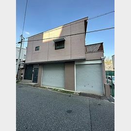 六甲駅より徒歩13分 1階 築36年の賃貸物件