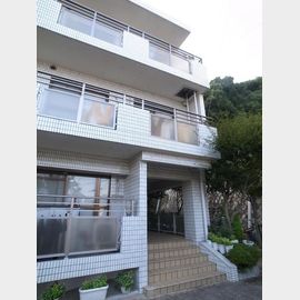 王子公園駅より徒歩15分 築38年11ヶ月 4階建の賃貸物件