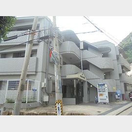 王子公園駅より徒歩17分 築32年6ヶ月 3階建の賃貸物件