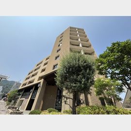 三ノ宮駅より徒歩10分 3階 築17年9ヶ月の賃貸物件