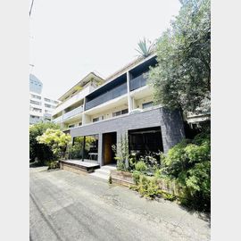 県庁前駅より徒歩7分 築53年1ヶ月の賃貸物件