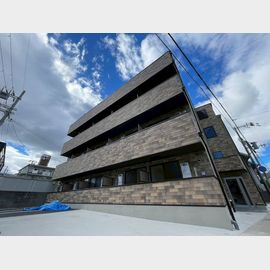 青木駅より徒歩3分 新築 4階建の賃貸物件