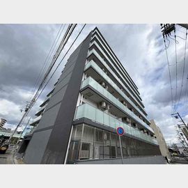 中央市場前駅より徒歩8分 築1年11ヶ月の賃貸物件