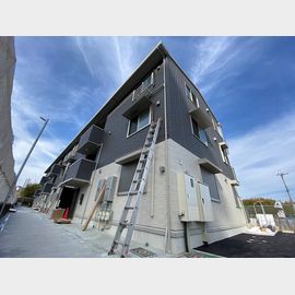 鈴蘭台西口駅より徒歩10分 築4年10ヶ月 3階建の賃貸物件