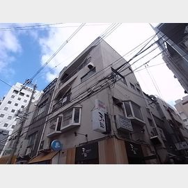 元町駅より徒歩2分 築54年7ヶ月の賃貸物件