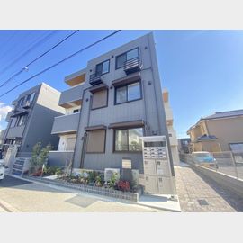 鳴尾・武庫川女子大前駅より徒歩9分 築1年の賃貸物件