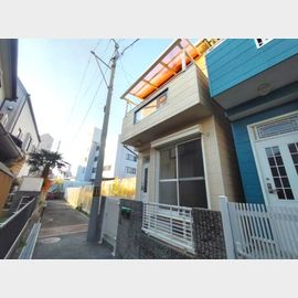 西灘駅より徒歩5分 築33年7ヶ月 3階建の賃貸物件