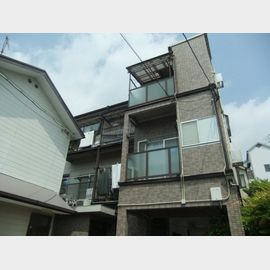 六甲駅より徒歩8分 築37年10ヶ月の賃貸物件