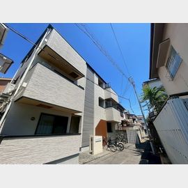 鳴尾・武庫川女子大前駅より徒歩10分 築3年7ヶ月の賃貸物件