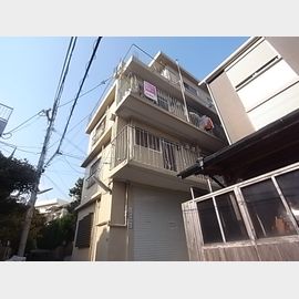 県庁前駅より徒歩7分 築64年6ヶ月の賃貸物件