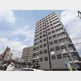 みなと元町駅より徒歩2分 12階 築17年4ヶ月の賃貸物件
